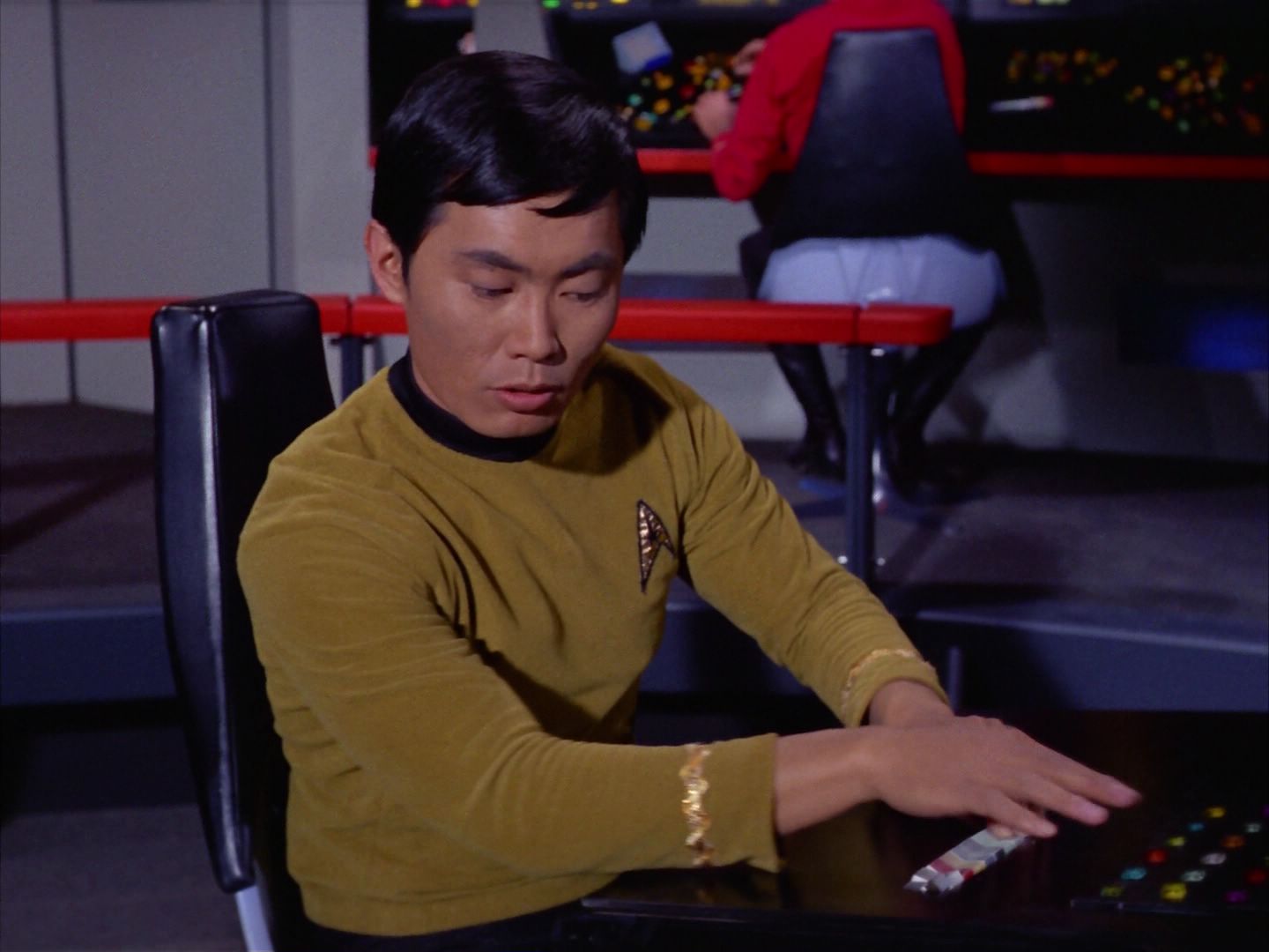 ariane179254_StarTrek_2x09_Metamorphosis_1928.jpg