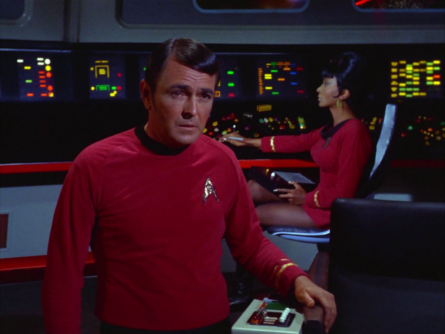 ariane179254_StarTrek_2x09_Metamorphosis_1930.jpg