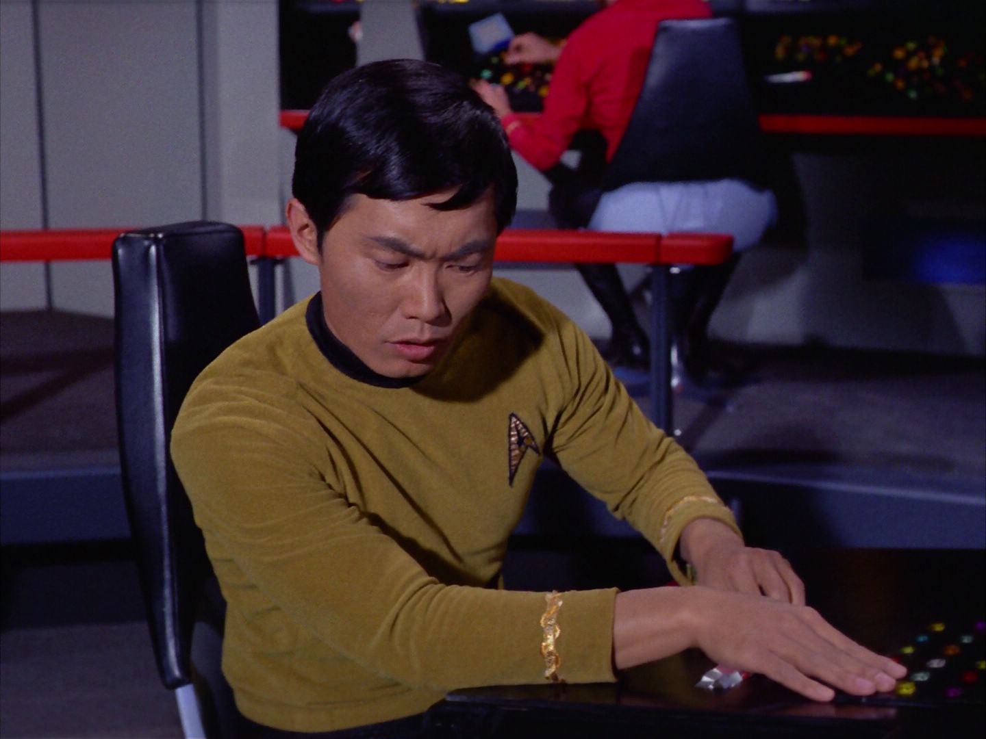 ariane179254_StarTrek_2x09_Metamorphosis_1944.jpg