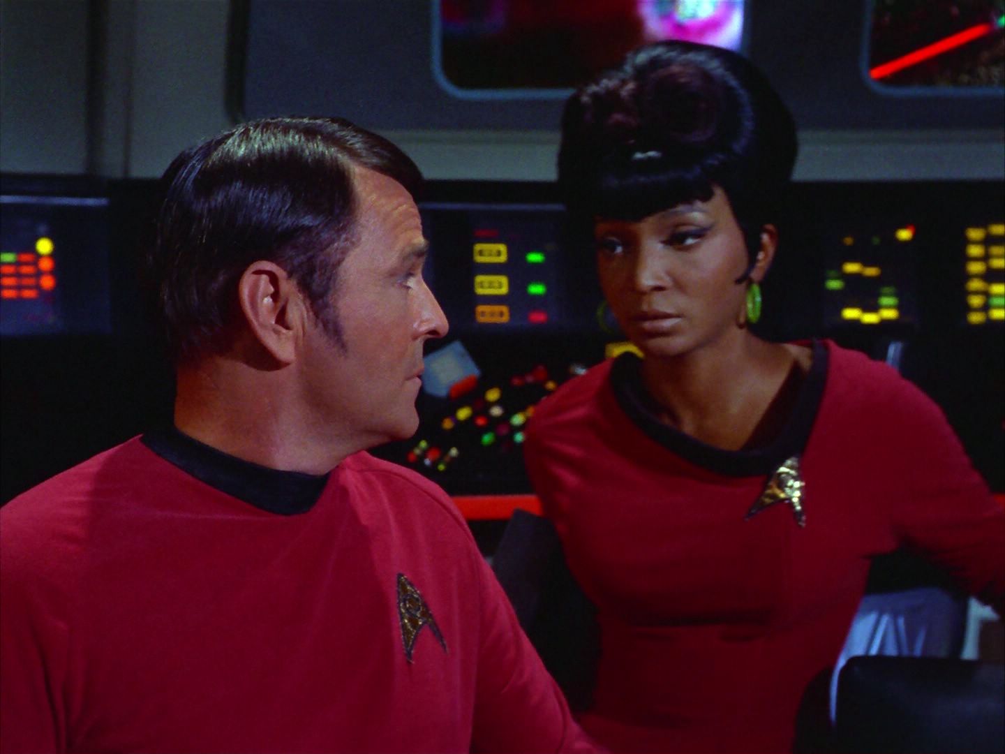 ariane179254_StarTrek_2x09_Metamorphosis_2002.jpg