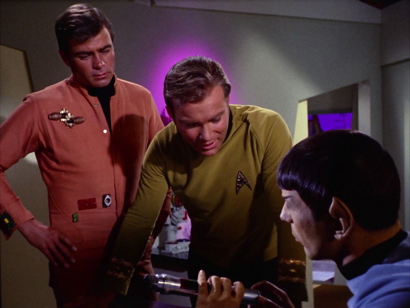 ariane179254_StarTrek_2x09_Metamorphosis_2040.jpg