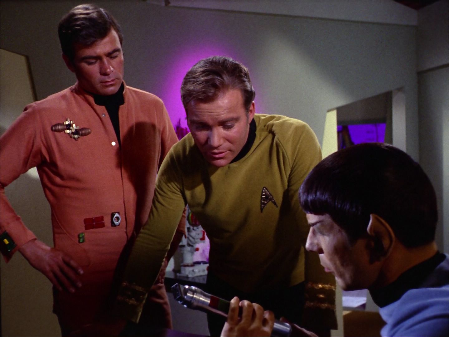 ariane179254_StarTrek_2x09_Metamorphosis_2043.jpg
