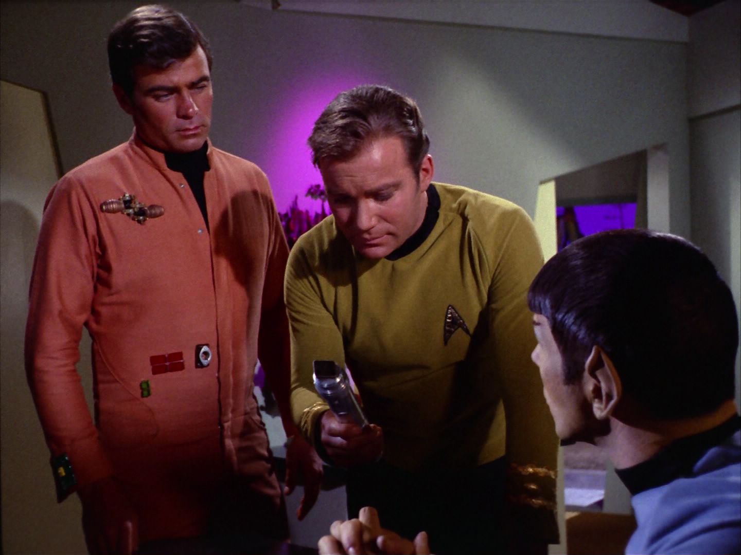ariane179254_StarTrek_2x09_Metamorphosis_2049.jpg