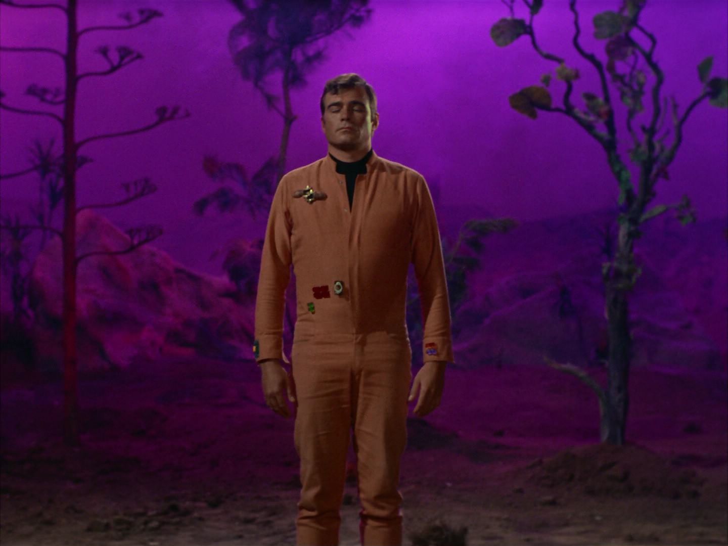 ariane179254_StarTrek_2x09_Metamorphosis_2074.jpg