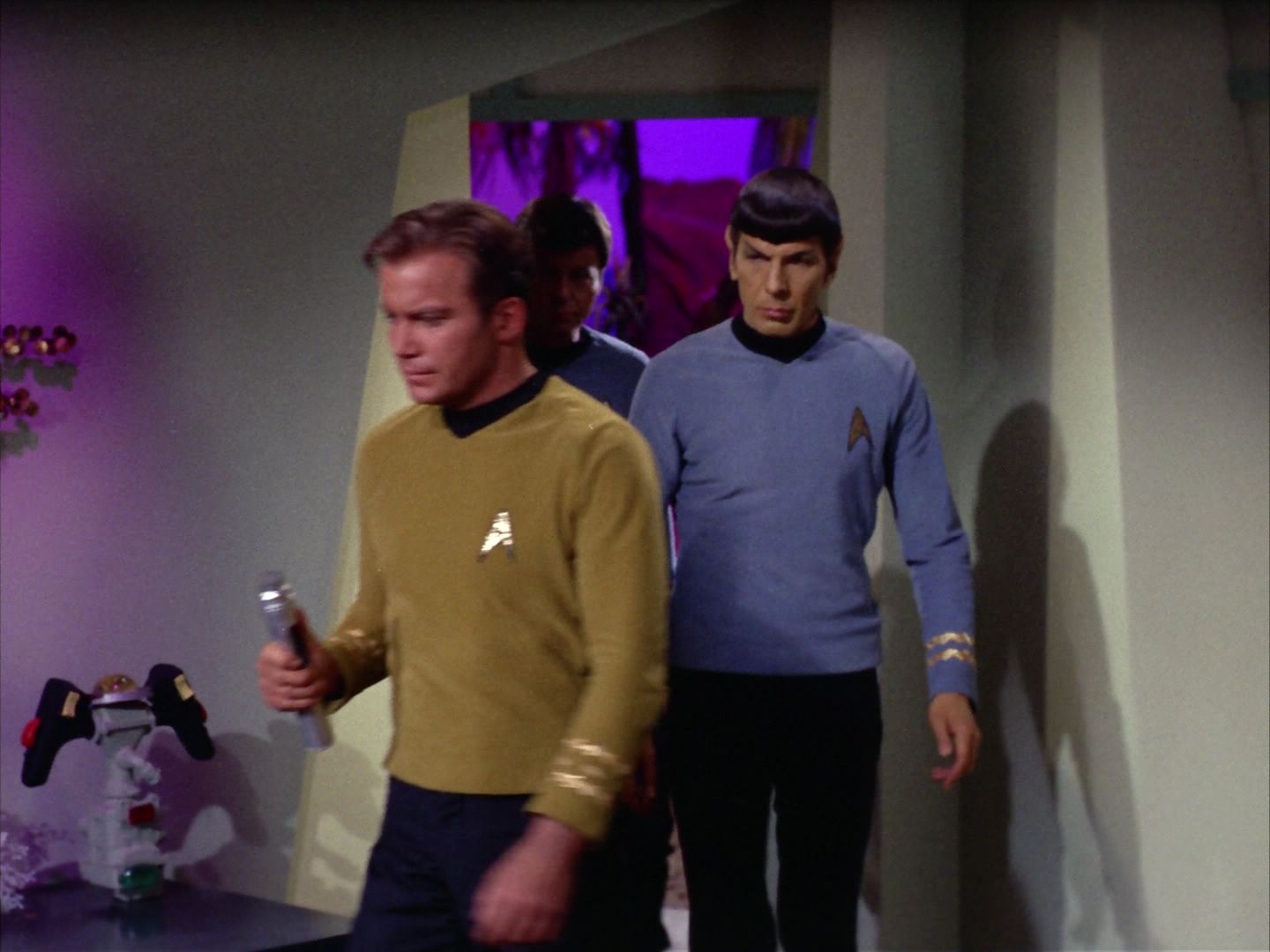 ariane179254_StarTrek_2x09_Metamorphosis_2309.jpg