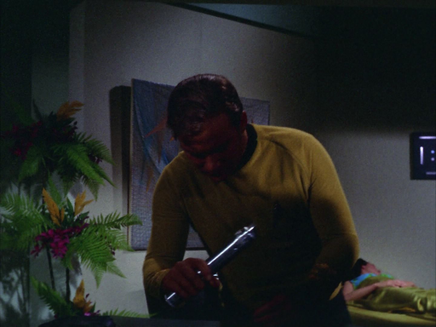ariane179254_StarTrek_2x09_Metamorphosis_2315.jpg