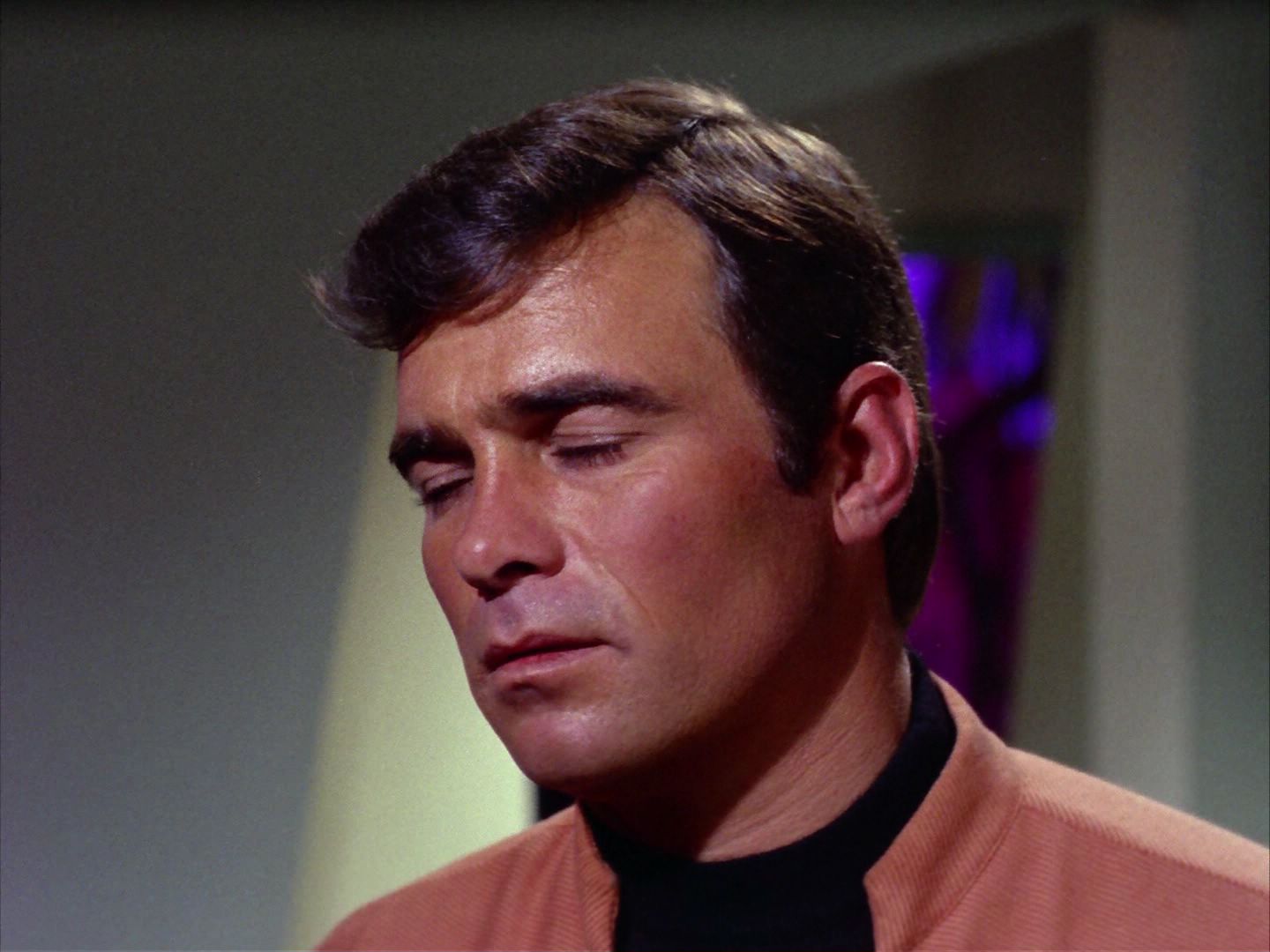 ariane179254_StarTrek_2x09_Metamorphosis_2342.jpg
