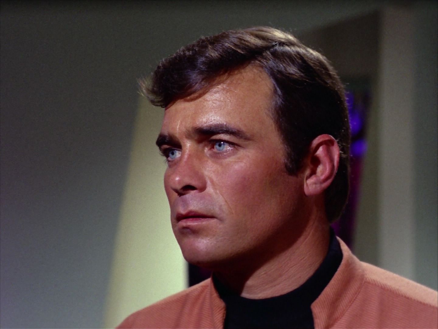 ariane179254_StarTrek_2x09_Metamorphosis_2345.jpg