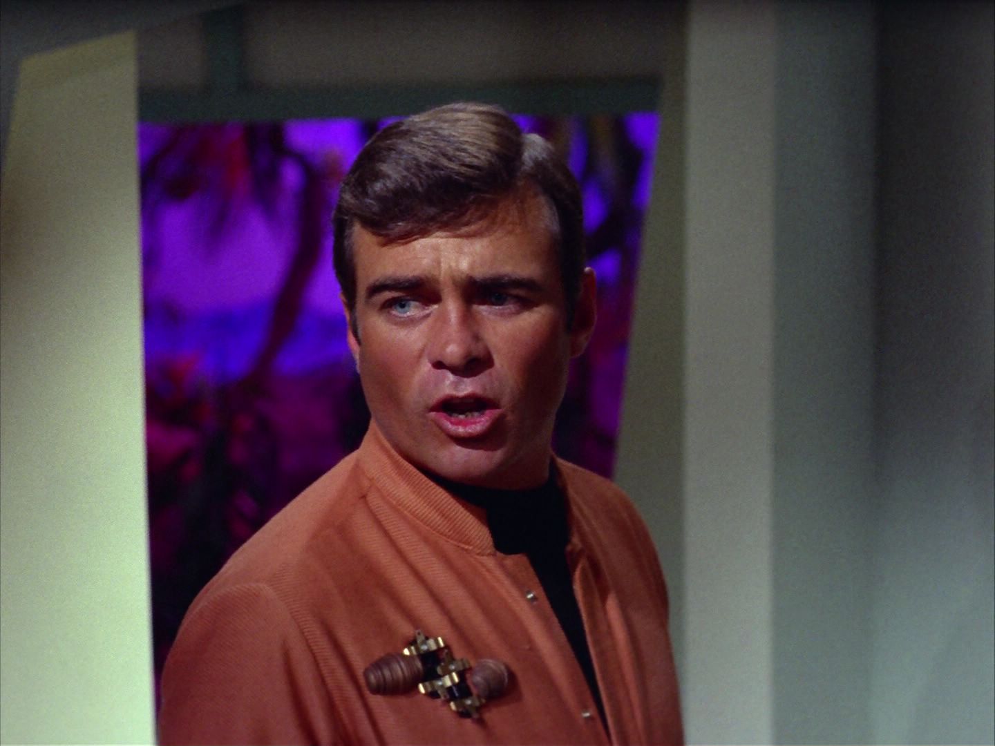 ariane179254_StarTrek_2x09_Metamorphosis_2393.jpg