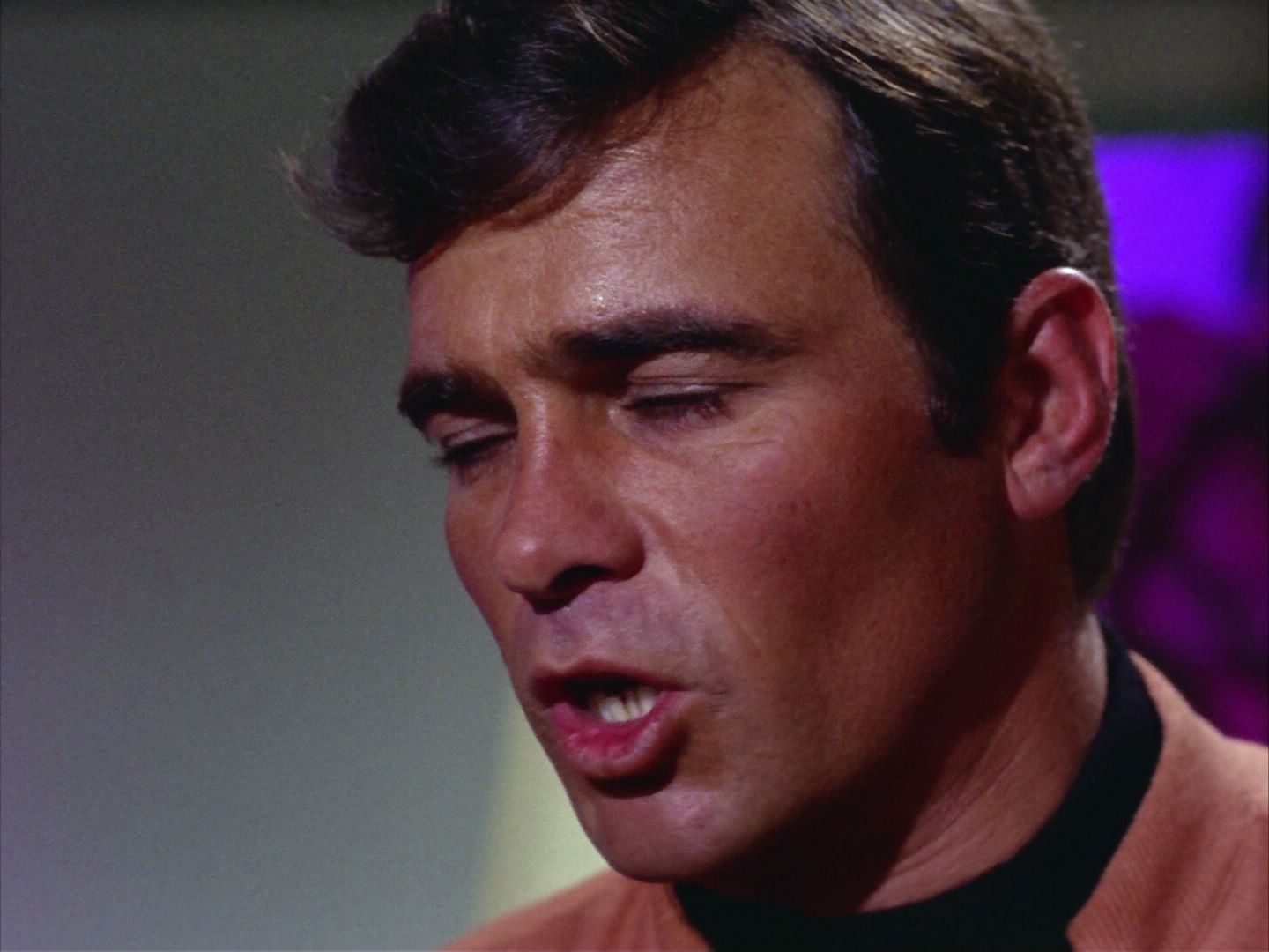 ariane179254_StarTrek_2x09_Metamorphosis_2424.jpg