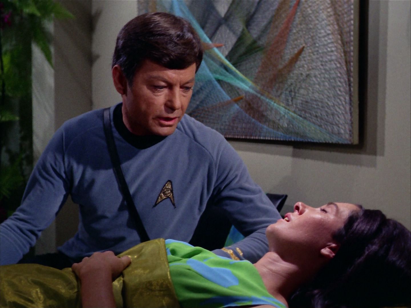 ariane179254_StarTrek_2x09_Metamorphosis_2460.jpg