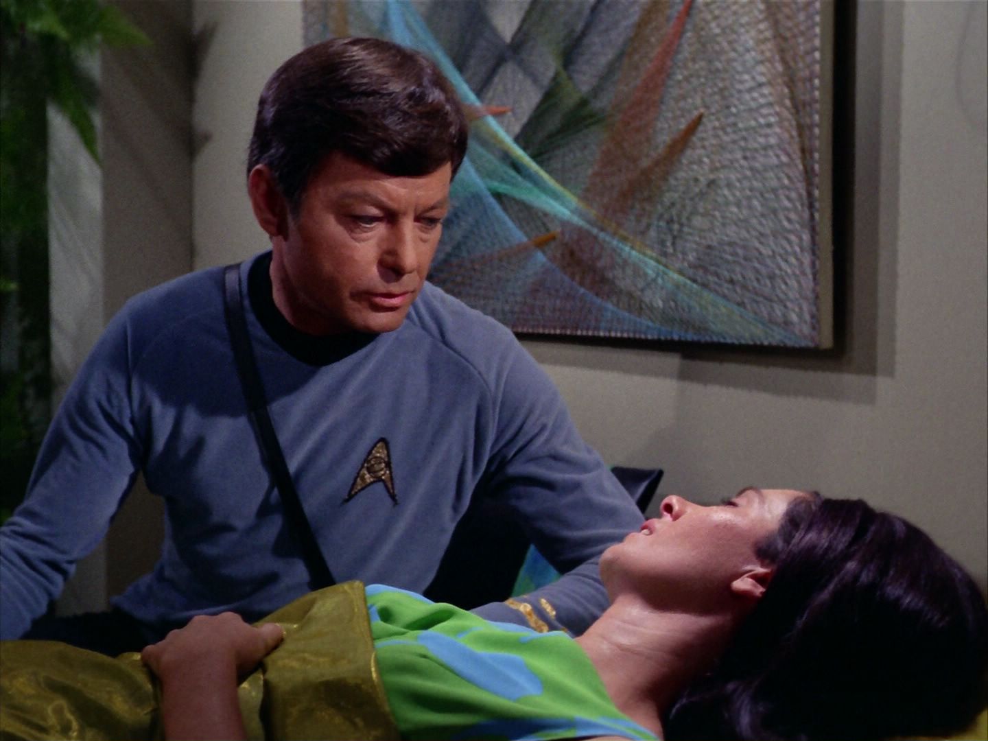 ariane179254_StarTrek_2x09_Metamorphosis_2461.jpg