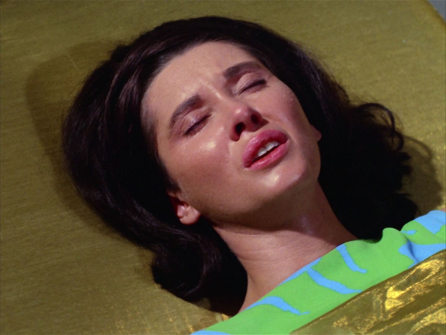 ariane179254_StarTrek_2x09_Metamorphosis_2476.jpg
