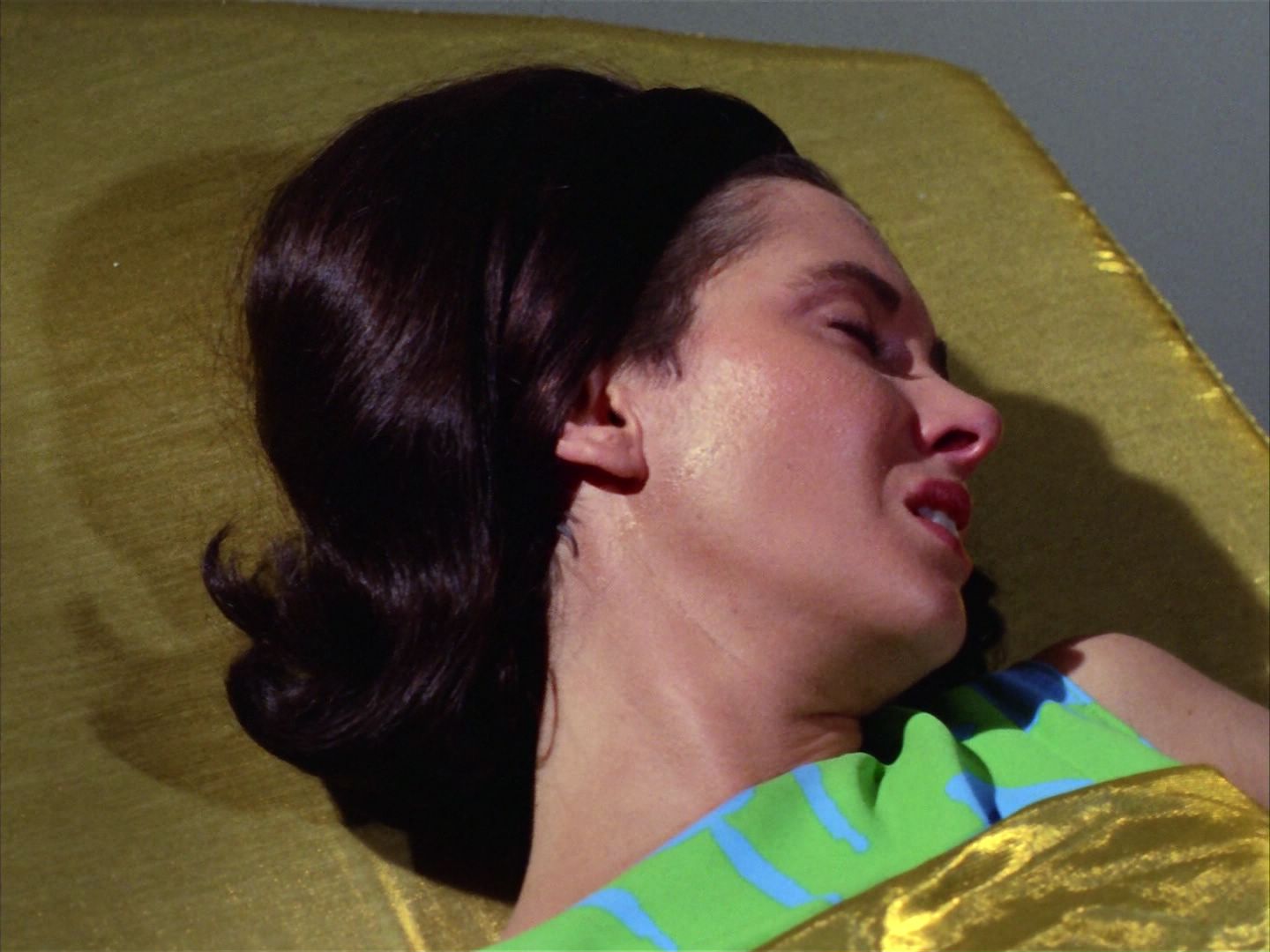ariane179254_StarTrek_2x09_Metamorphosis_2534.jpg