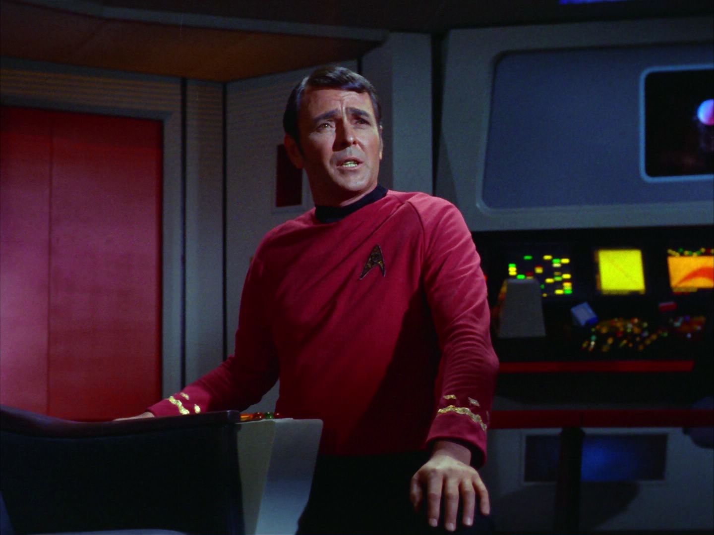 ariane179254_StarTrek_2x09_Metamorphosis_2586.jpg