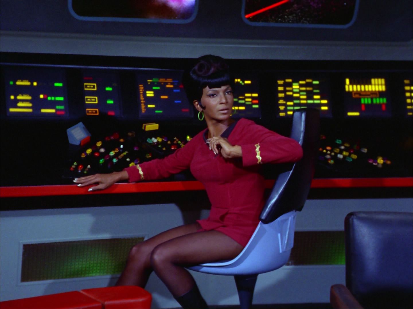 ariane179254_StarTrek_2x09_Metamorphosis_2587.jpg