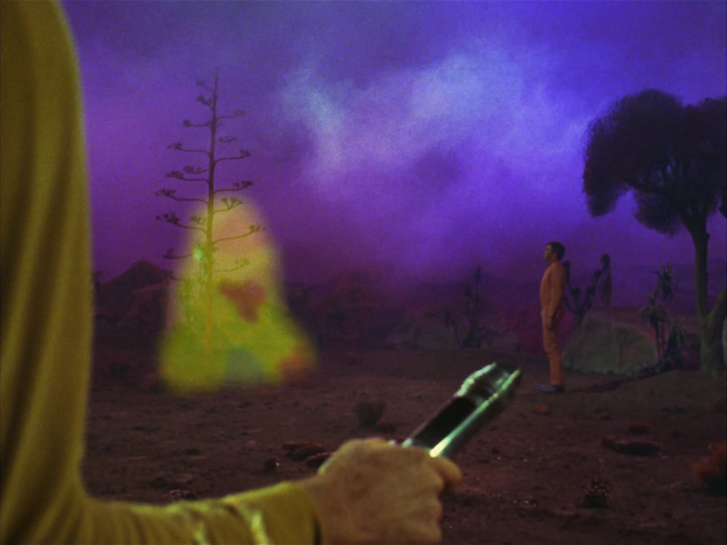 ariane179254_StarTrek_2x09_Metamorphosis_2778.jpg
