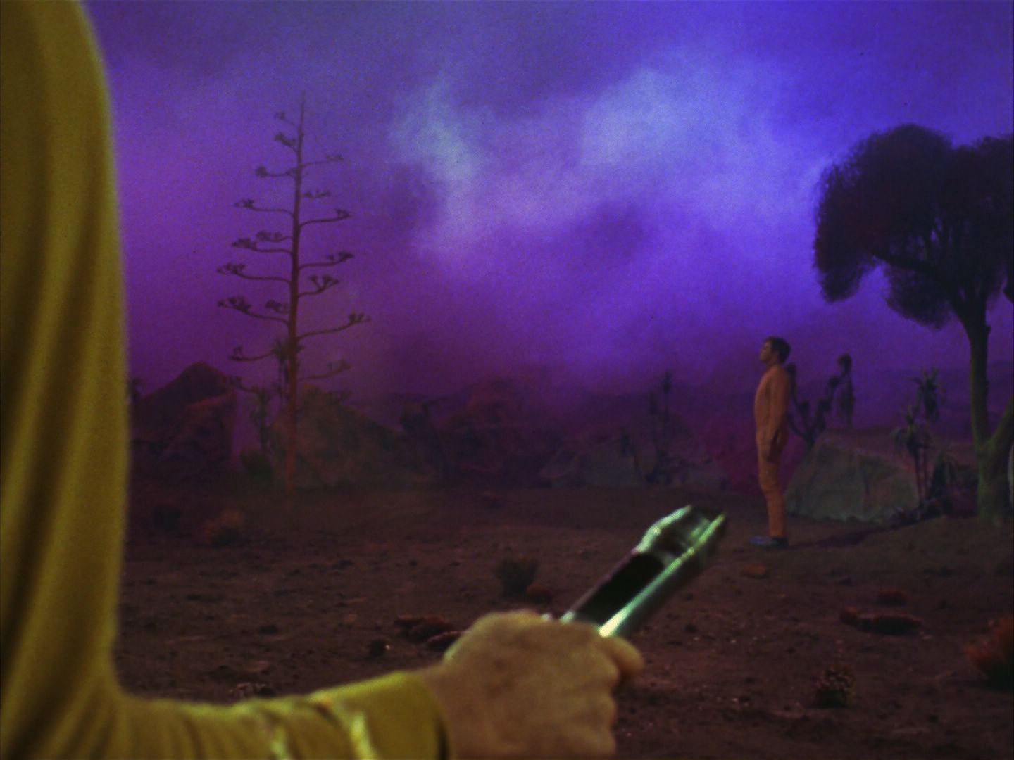 ariane179254_StarTrek_2x09_Metamorphosis_2780.jpg