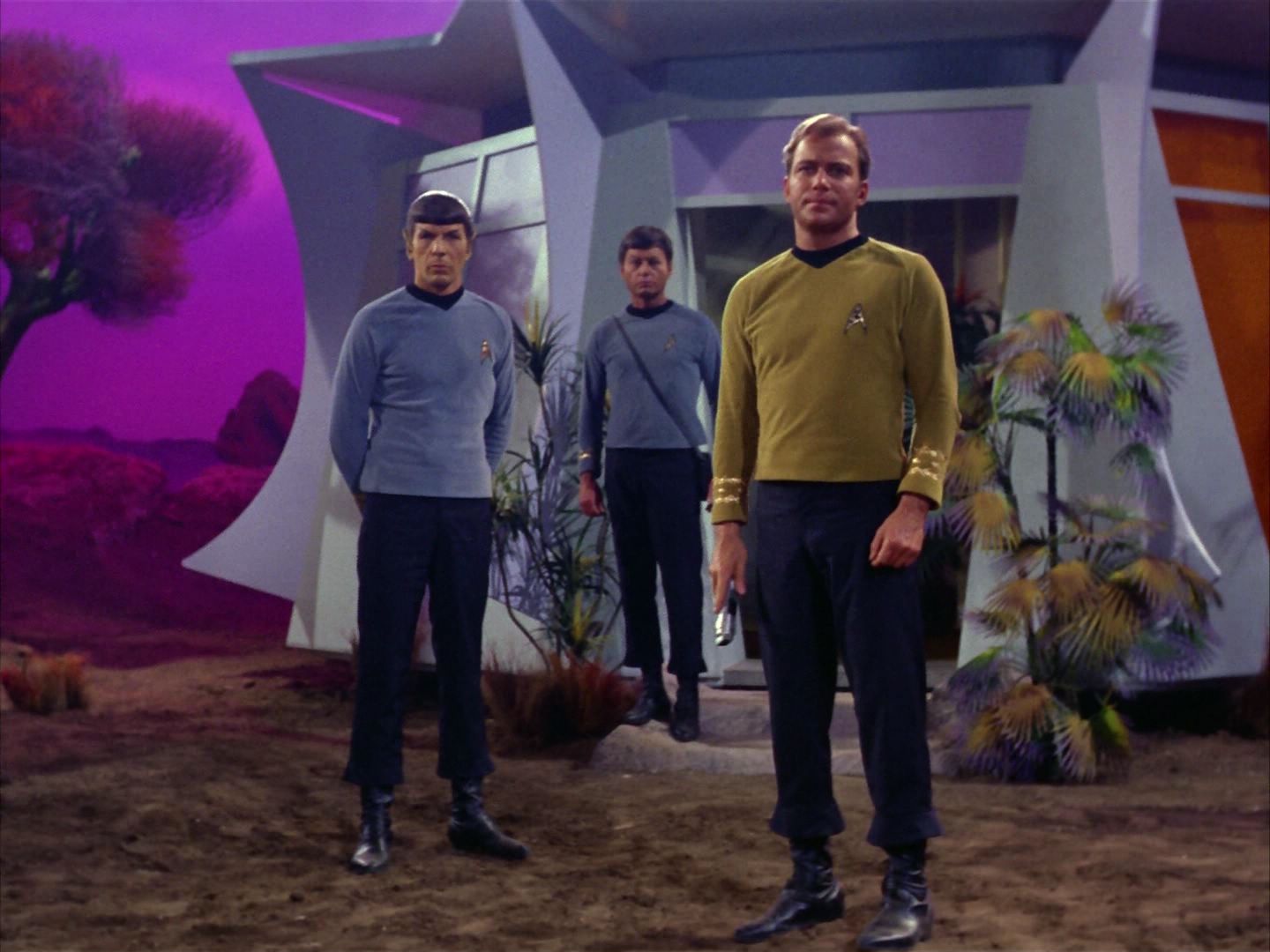 ariane179254_StarTrek_2x09_Metamorphosis_2787.jpg