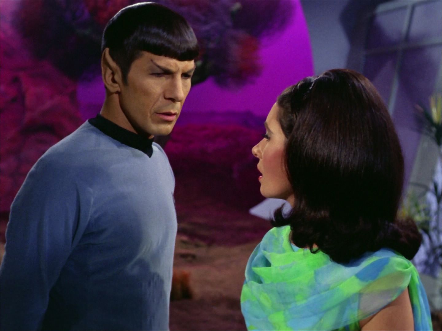 ariane179254_StarTrek_2x09_Metamorphosis_2900.jpg