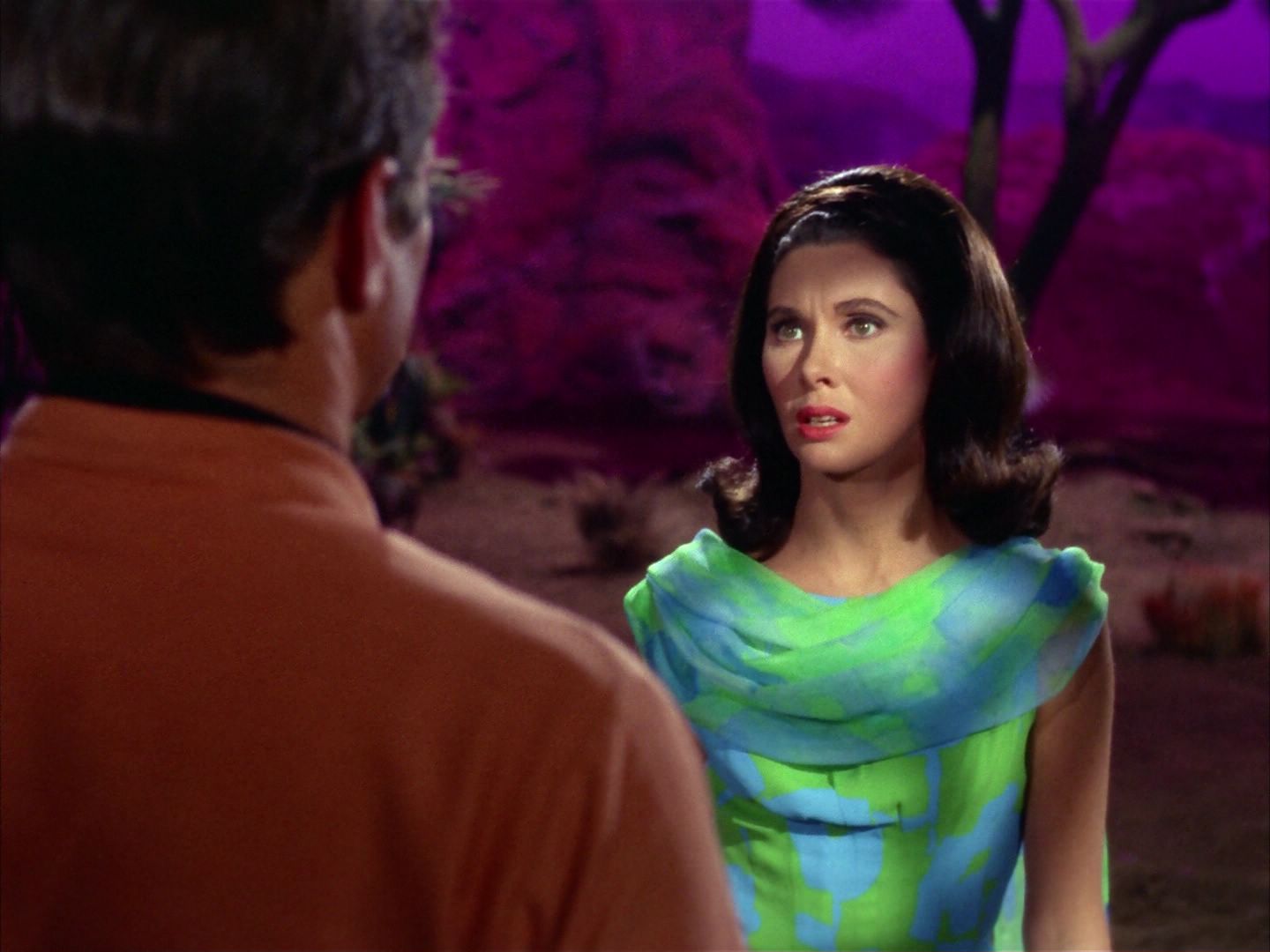 ariane179254_StarTrek_2x09_Metamorphosis_2964.jpg