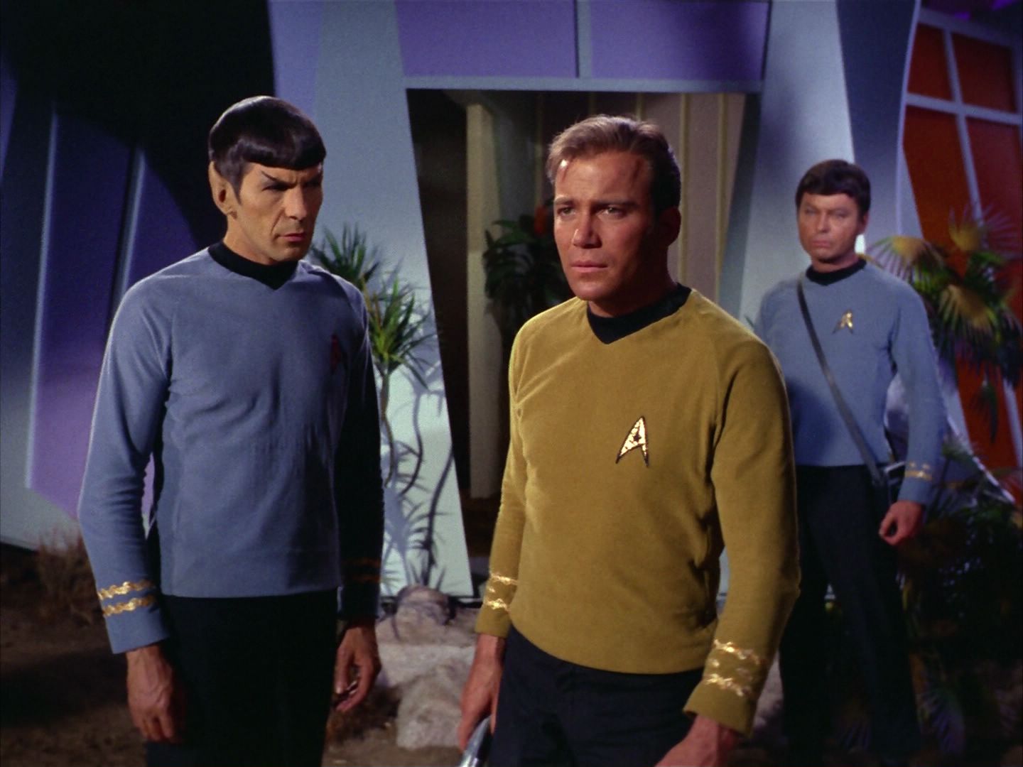 ariane179254_StarTrek_2x09_Metamorphosis_2974.jpg