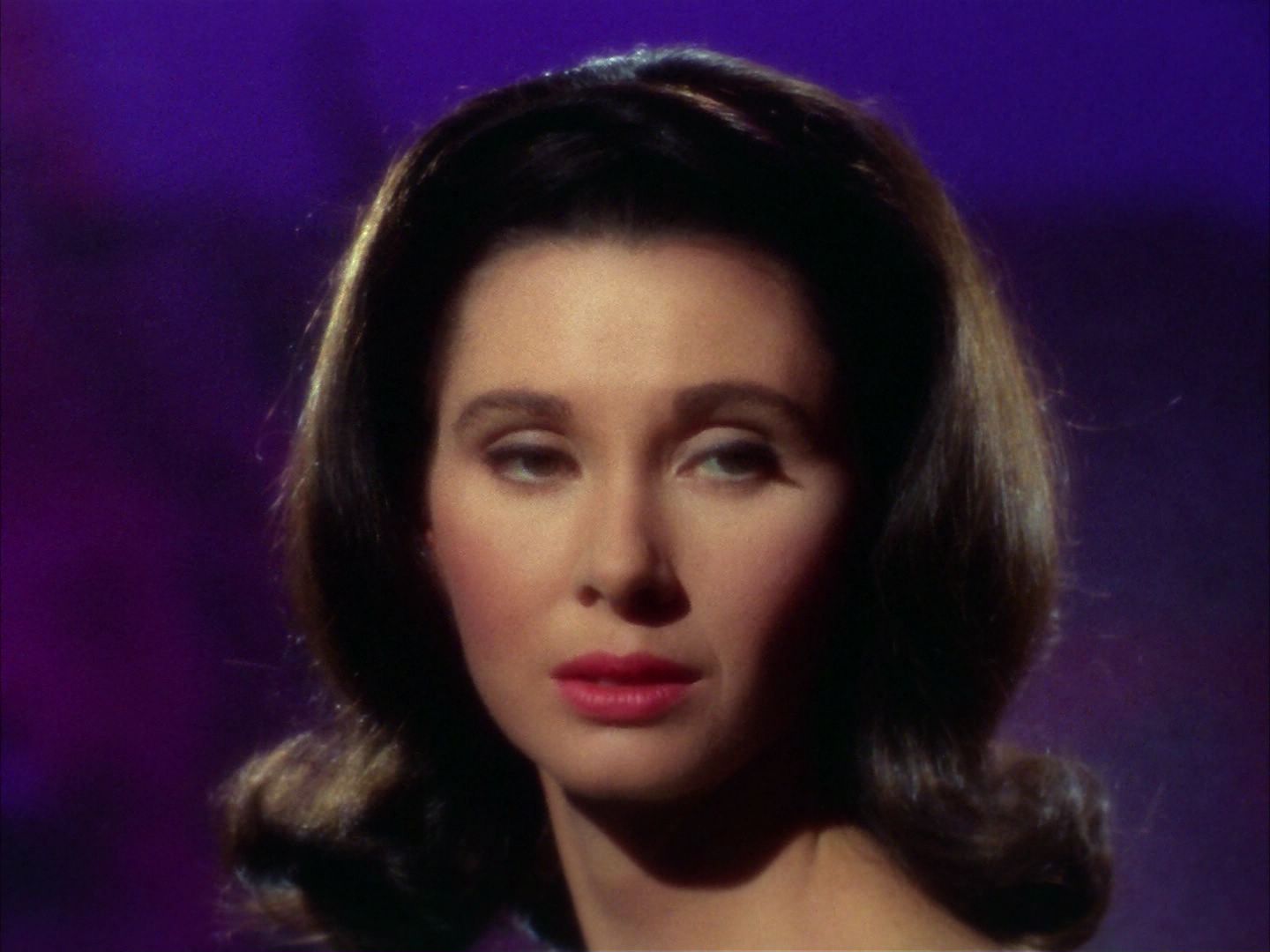 ariane179254_StarTrek_2x09_Metamorphosis_2983.jpg