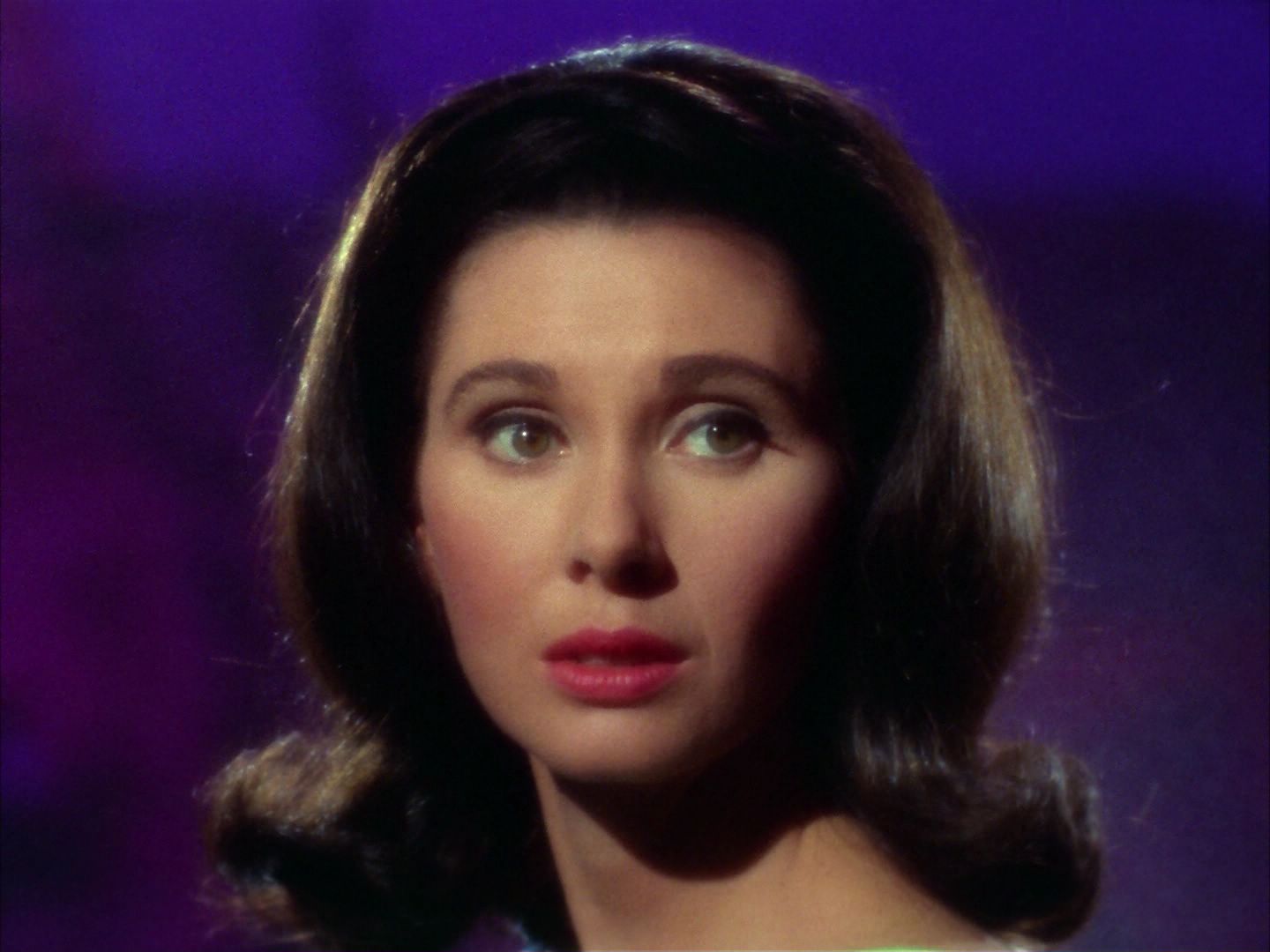 ariane179254_StarTrek_2x09_Metamorphosis_2987.jpg