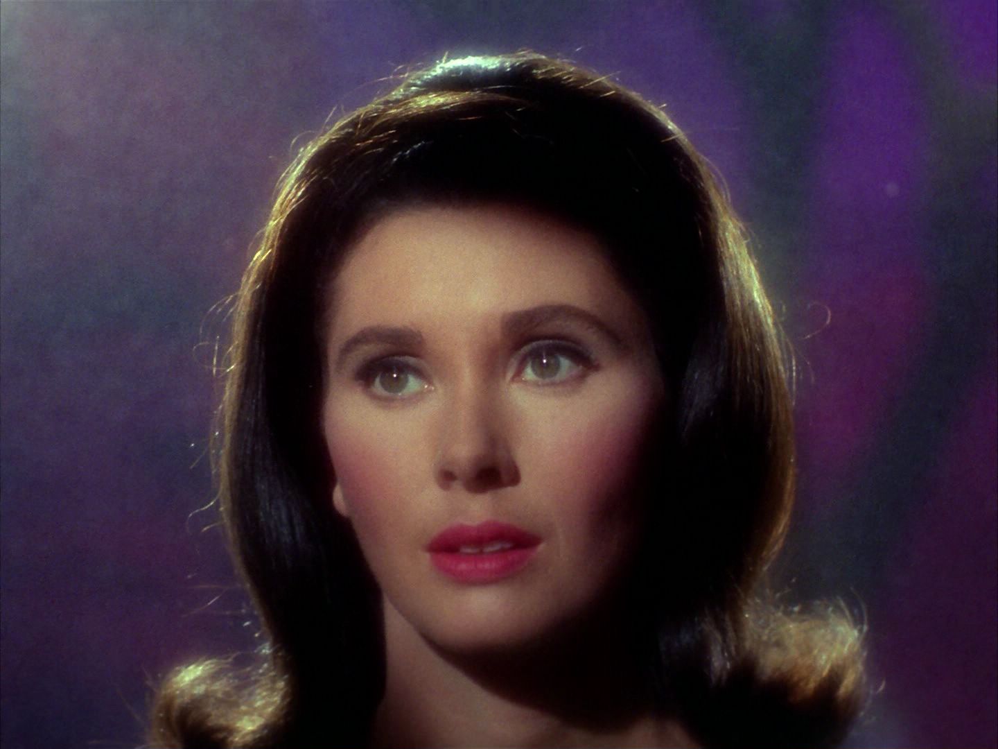 ariane179254_StarTrek_2x09_Metamorphosis_3027.jpg