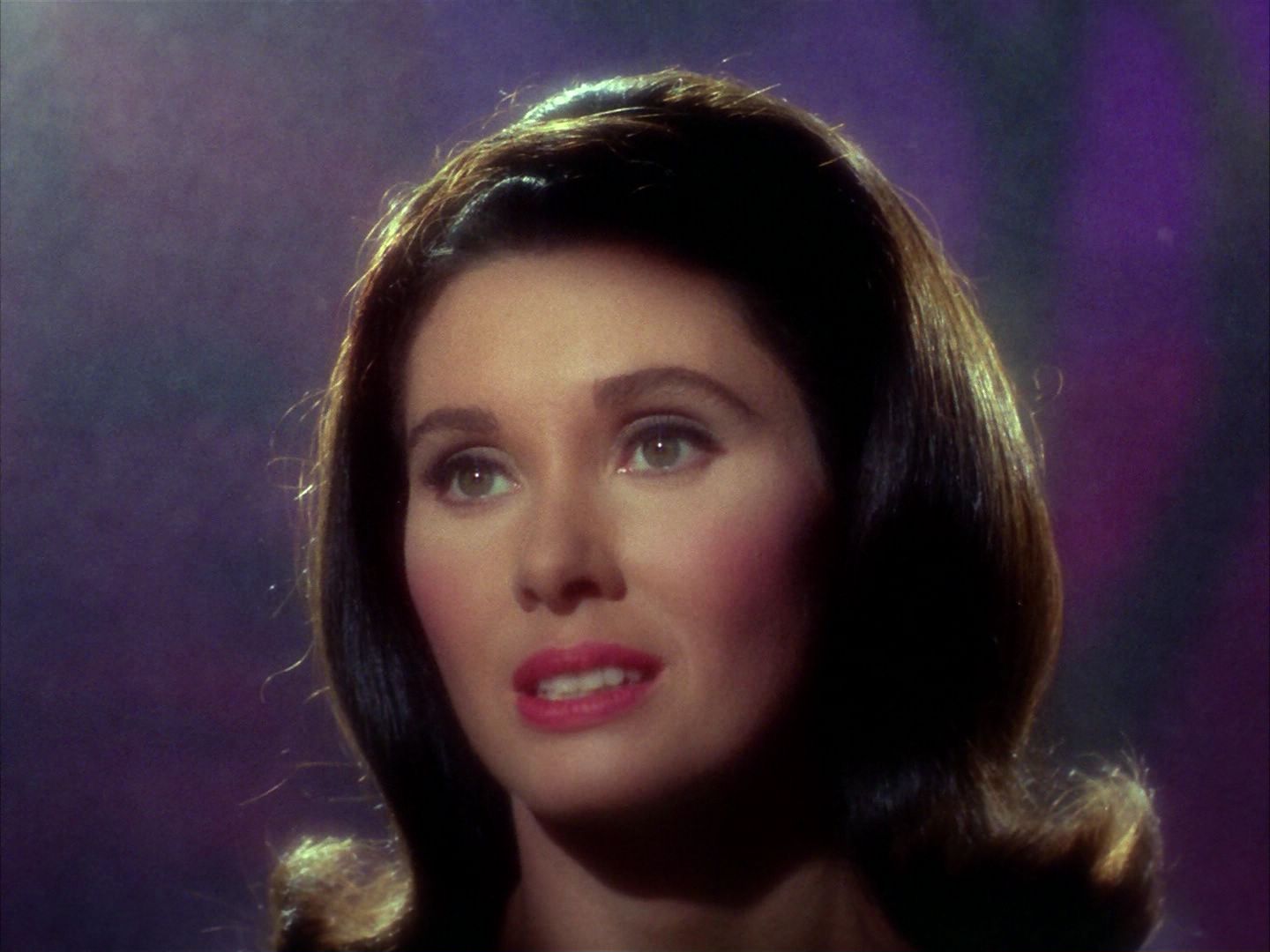 ariane179254_StarTrek_2x09_Metamorphosis_3053.jpg