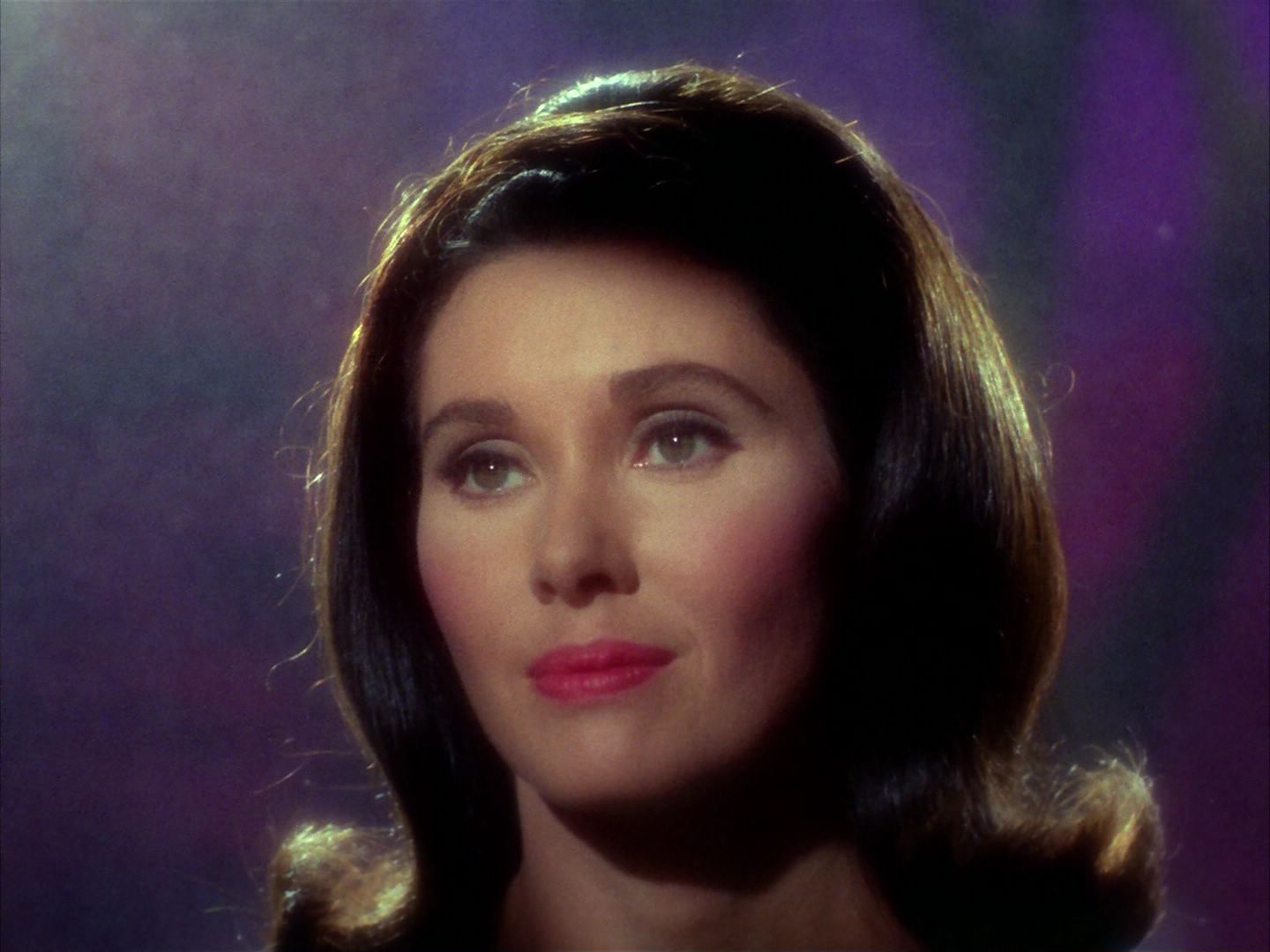 ariane179254_StarTrek_2x09_Metamorphosis_3055.jpg