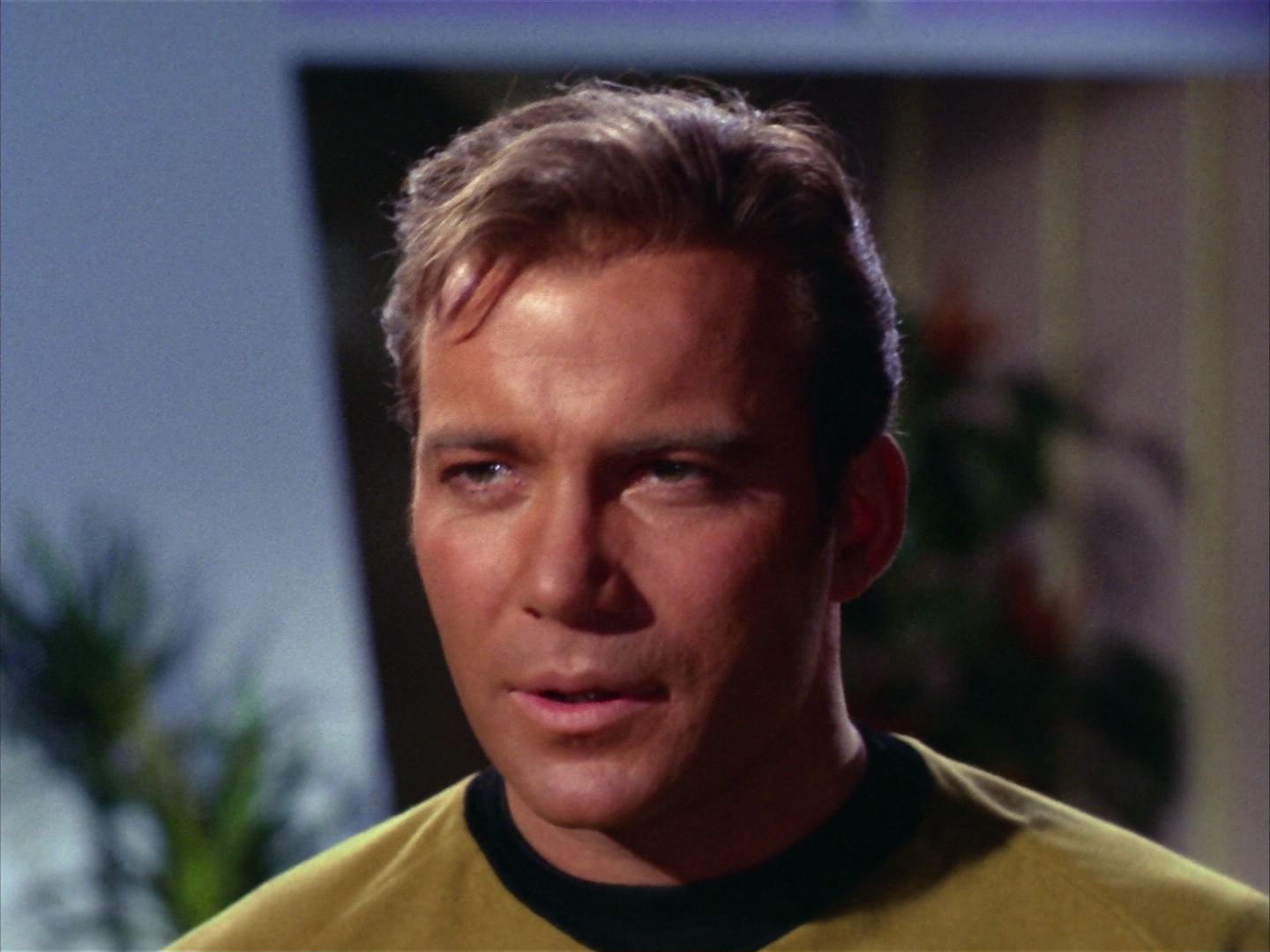 ariane179254_StarTrek_2x09_Metamorphosis_3065.jpg