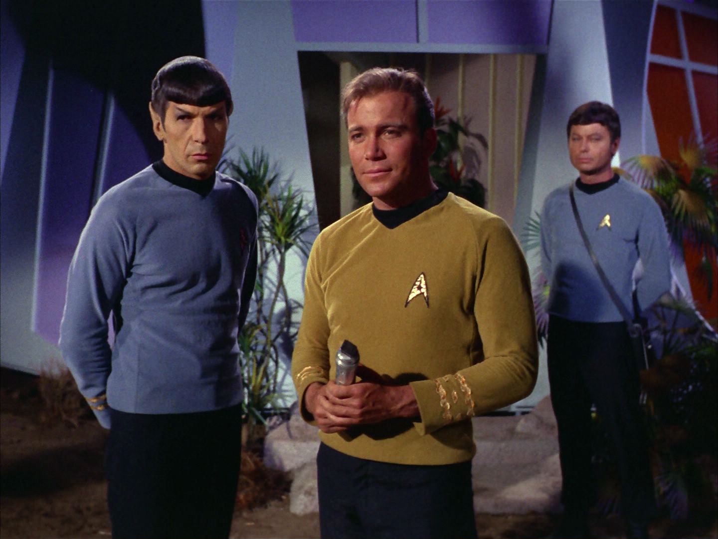 ariane179254_StarTrek_2x09_Metamorphosis_3084.jpg