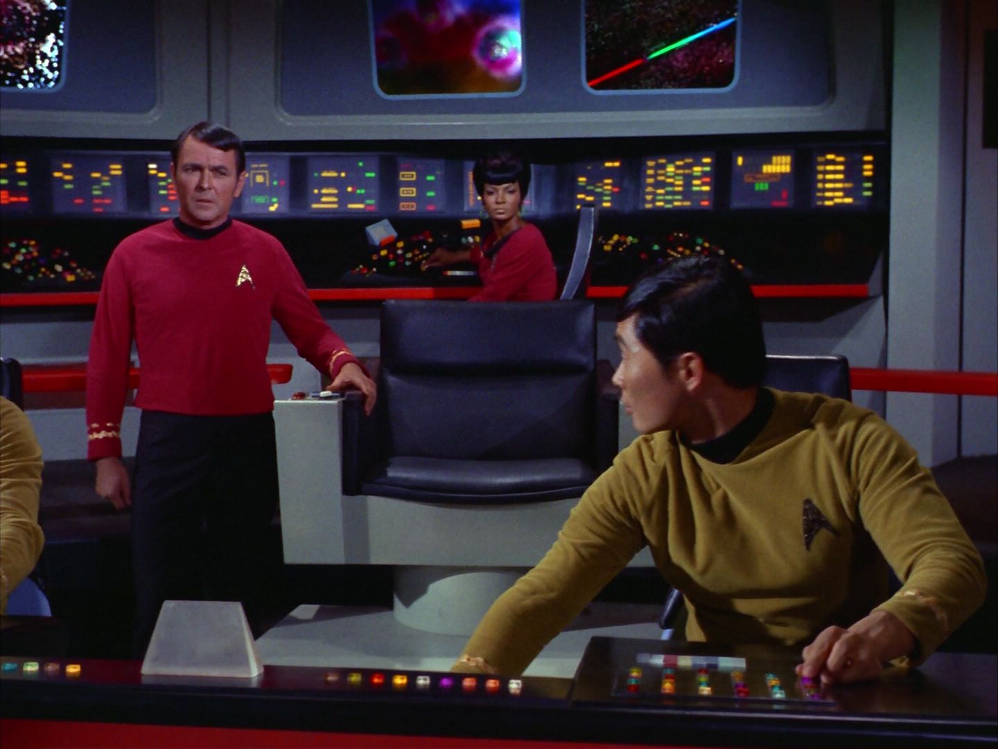 ariane179254_StarTrek_2x09_Metamorphosis_3113.jpg