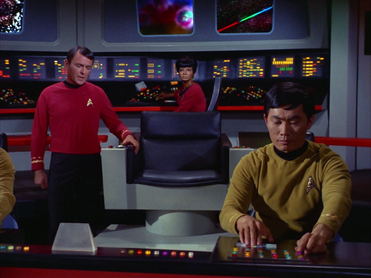ariane179254_StarTrek_2x09_Metamorphosis_3114.jpg