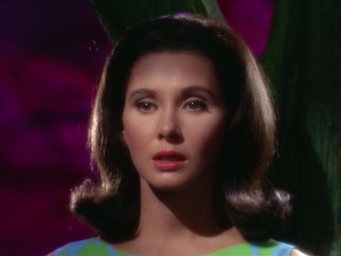 ariane179254_StarTrek_2x09_Metamorphosis_3168.jpg