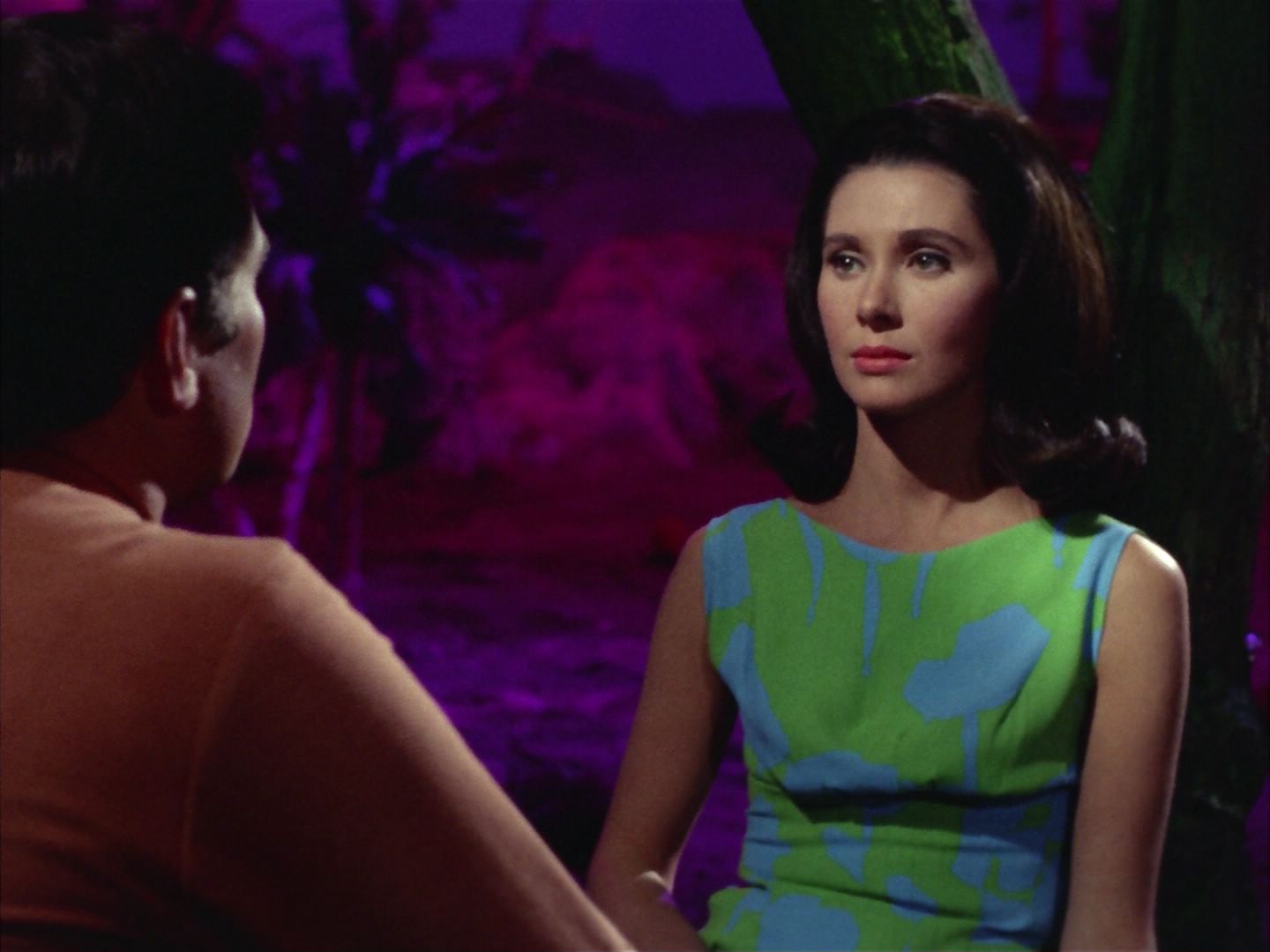 ariane179254_StarTrek_2x09_Metamorphosis_3193.jpg