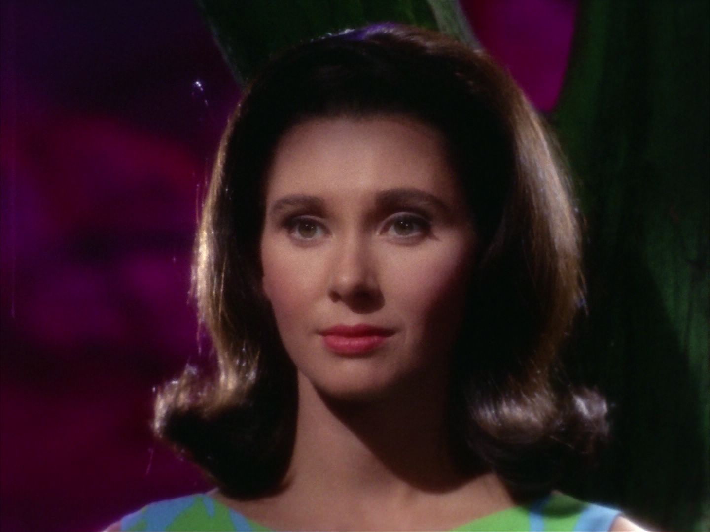 ariane179254_StarTrek_2x09_Metamorphosis_3224.jpg