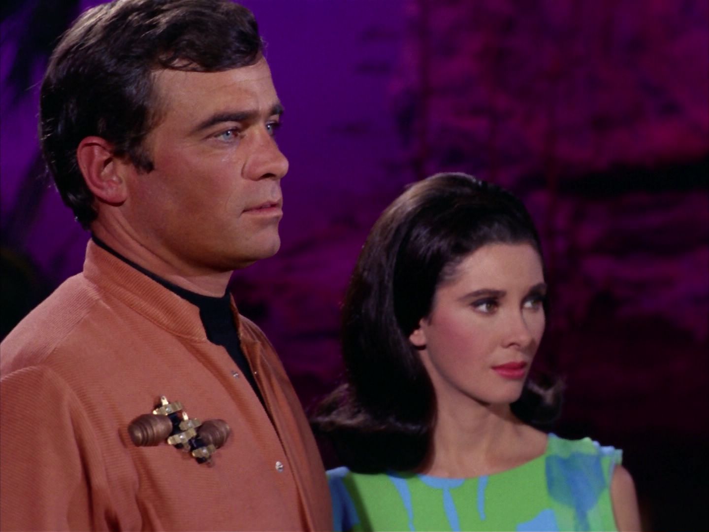 ariane179254_StarTrek_2x09_Metamorphosis_3272.jpg