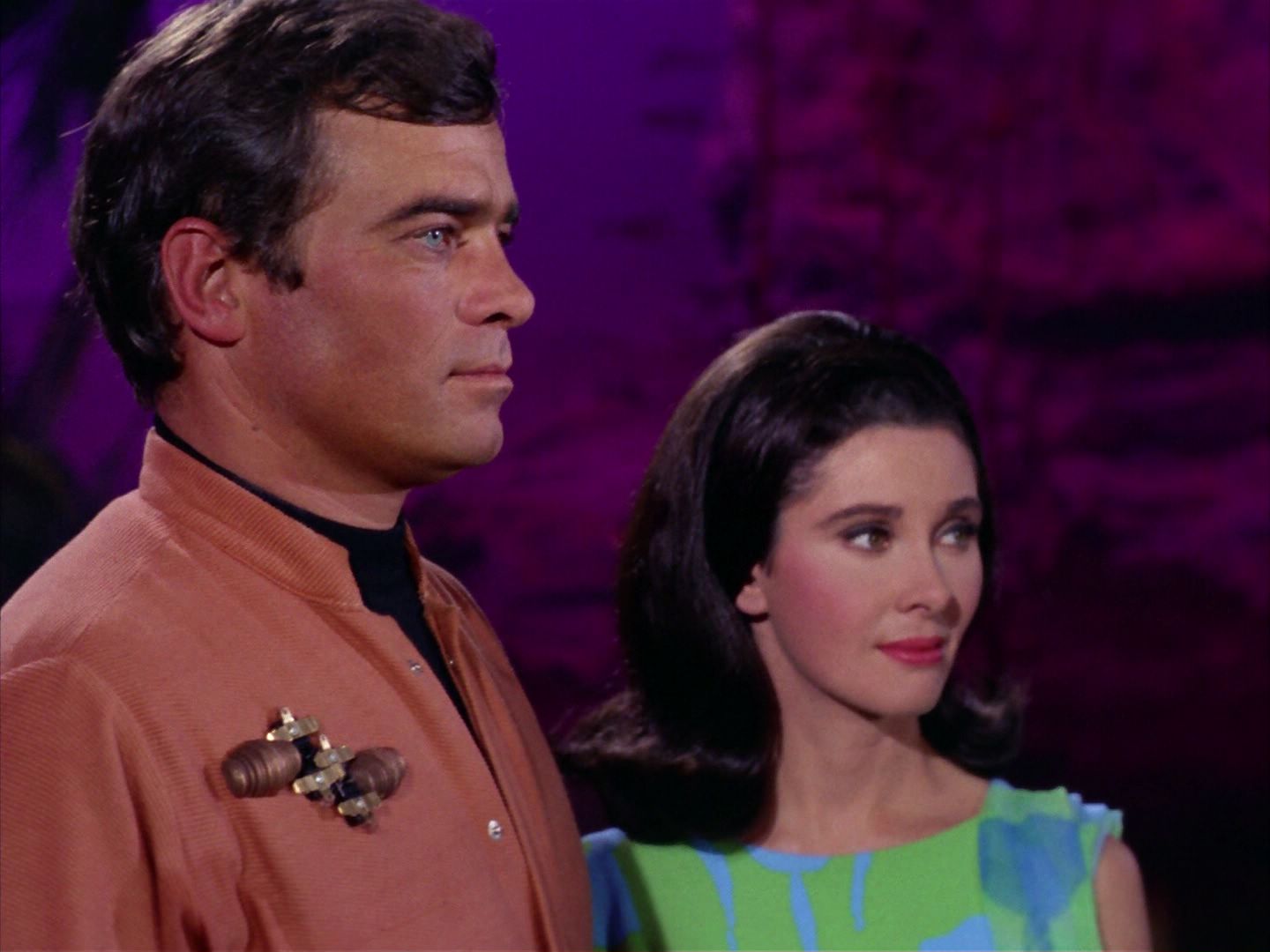 ariane179254_StarTrek_2x09_Metamorphosis_3291.jpg