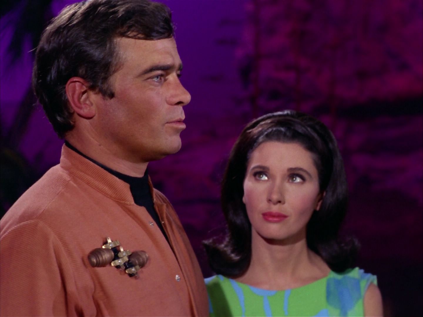 ariane179254_StarTrek_2x09_Metamorphosis_3313.jpg