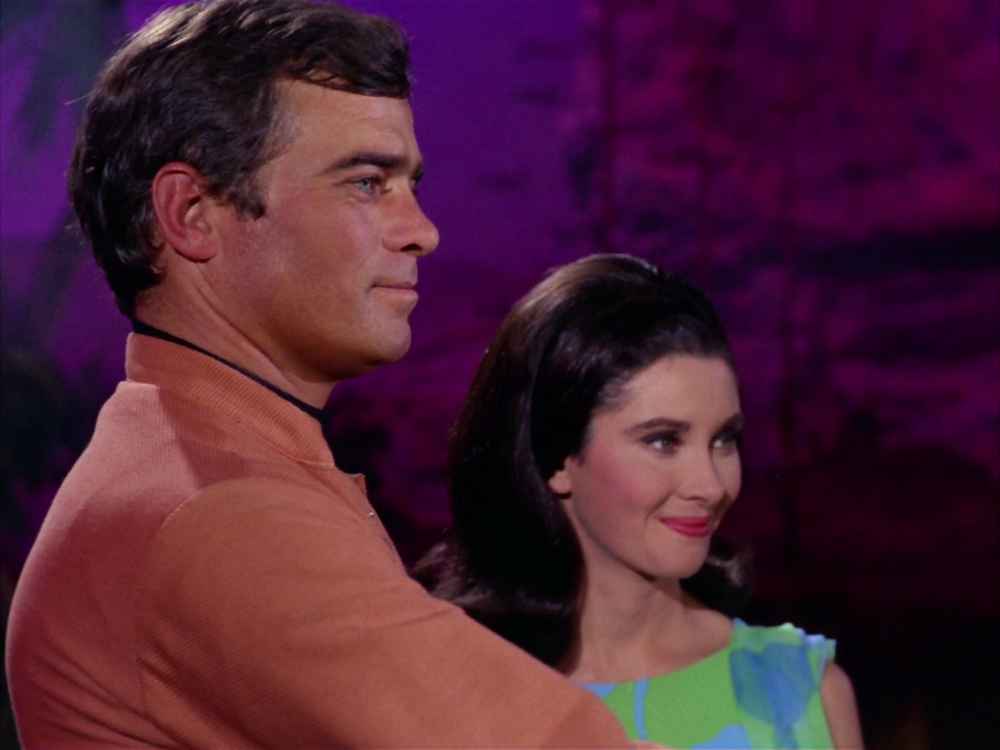 ariane179254_StarTrek_2x09_Metamorphosis_3352.jpg