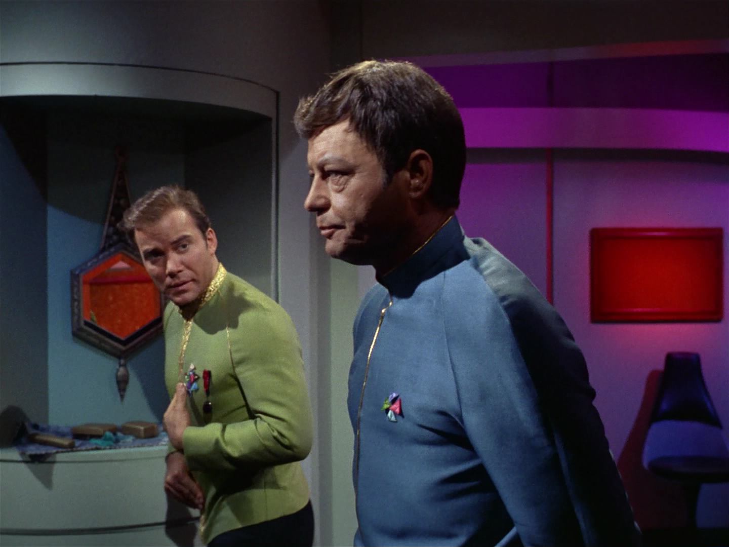ariane179254_StarTrek_2x10_TheJourneyToBabel_0019.jpg