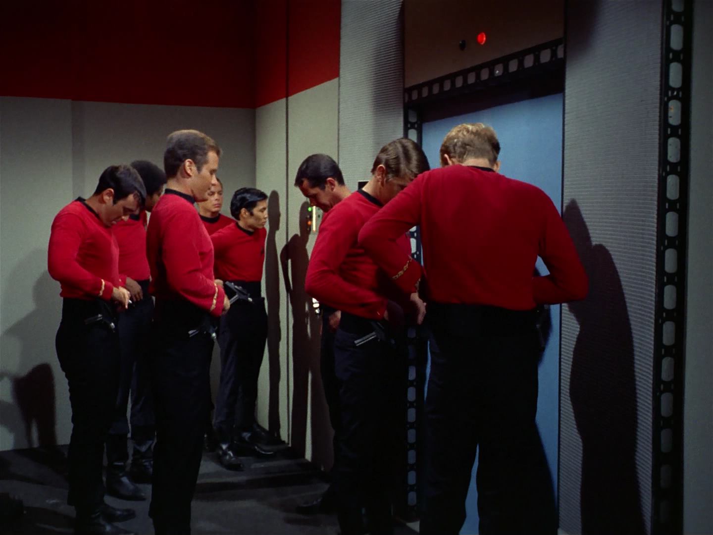 ariane179254_StarTrek_2x10_TheJourneyToBabel_0059.jpg