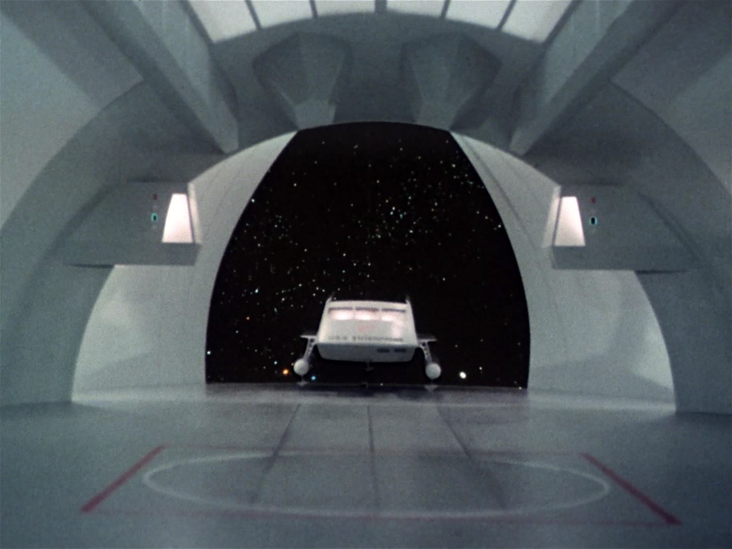 ariane179254_StarTrek_2x10_TheJourneyToBabel_0073.jpg