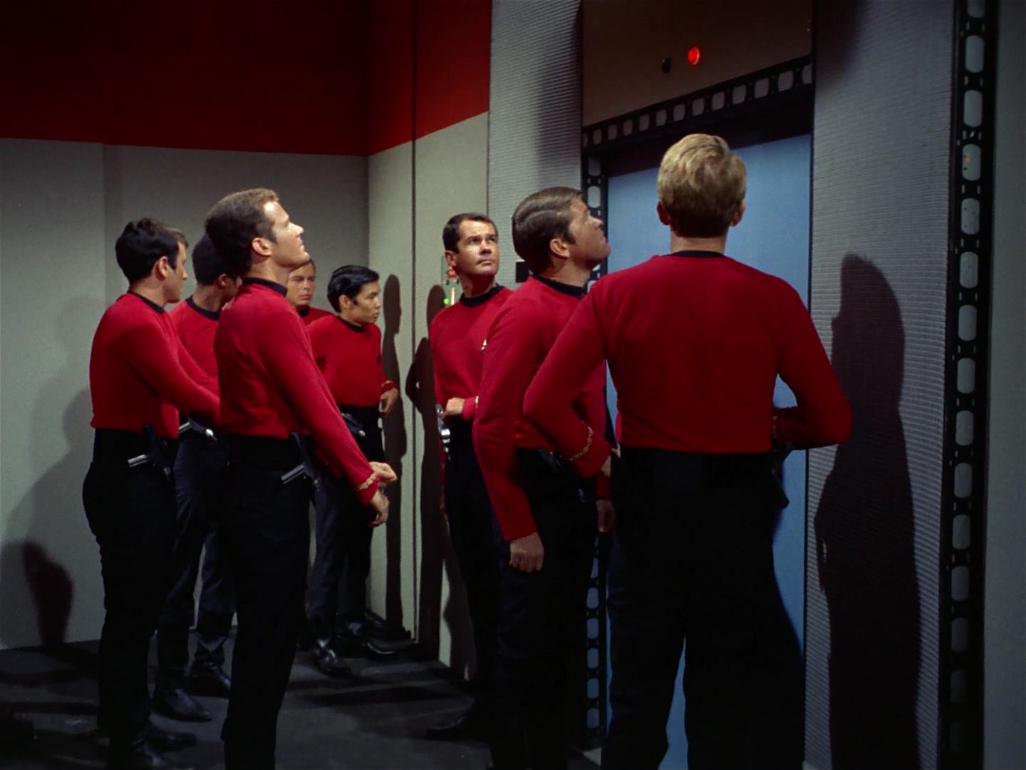 ariane179254_StarTrek_2x10_TheJourneyToBabel_0079.jpg