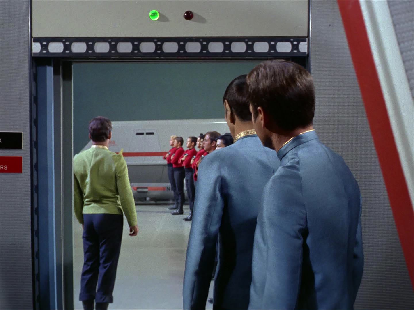ariane179254_StarTrek_2x10_TheJourneyToBabel_0105.jpg