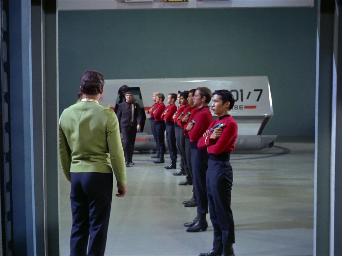 ariane179254_StarTrek_2x10_TheJourneyToBabel_0123.jpg