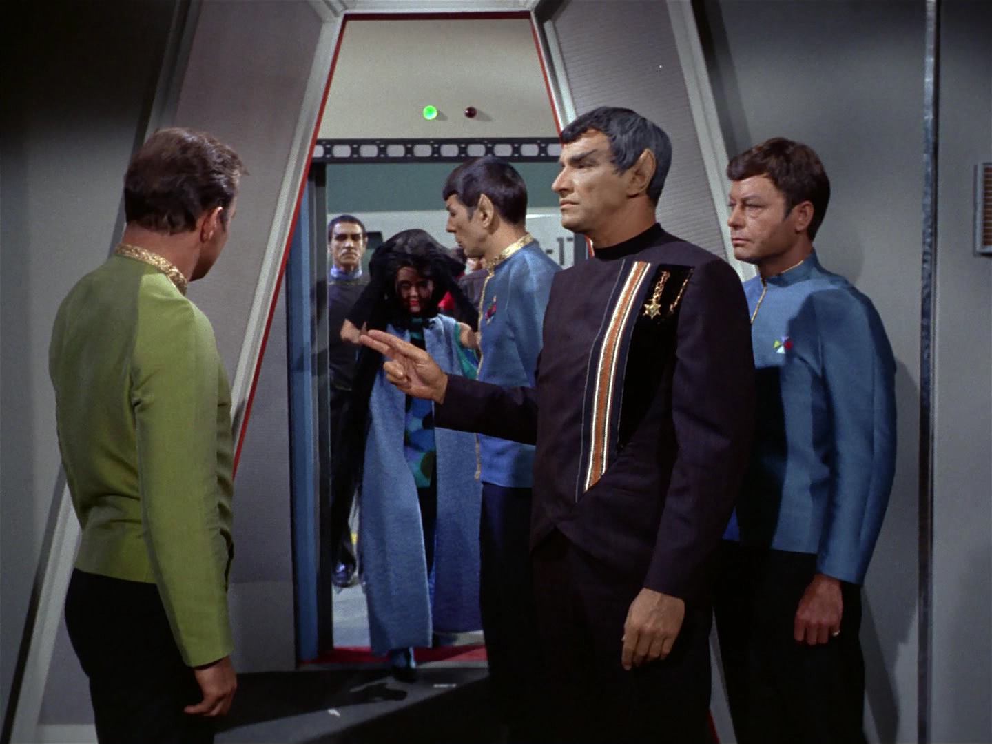 ariane179254_StarTrek_2x10_TheJourneyToBabel_0172.jpg