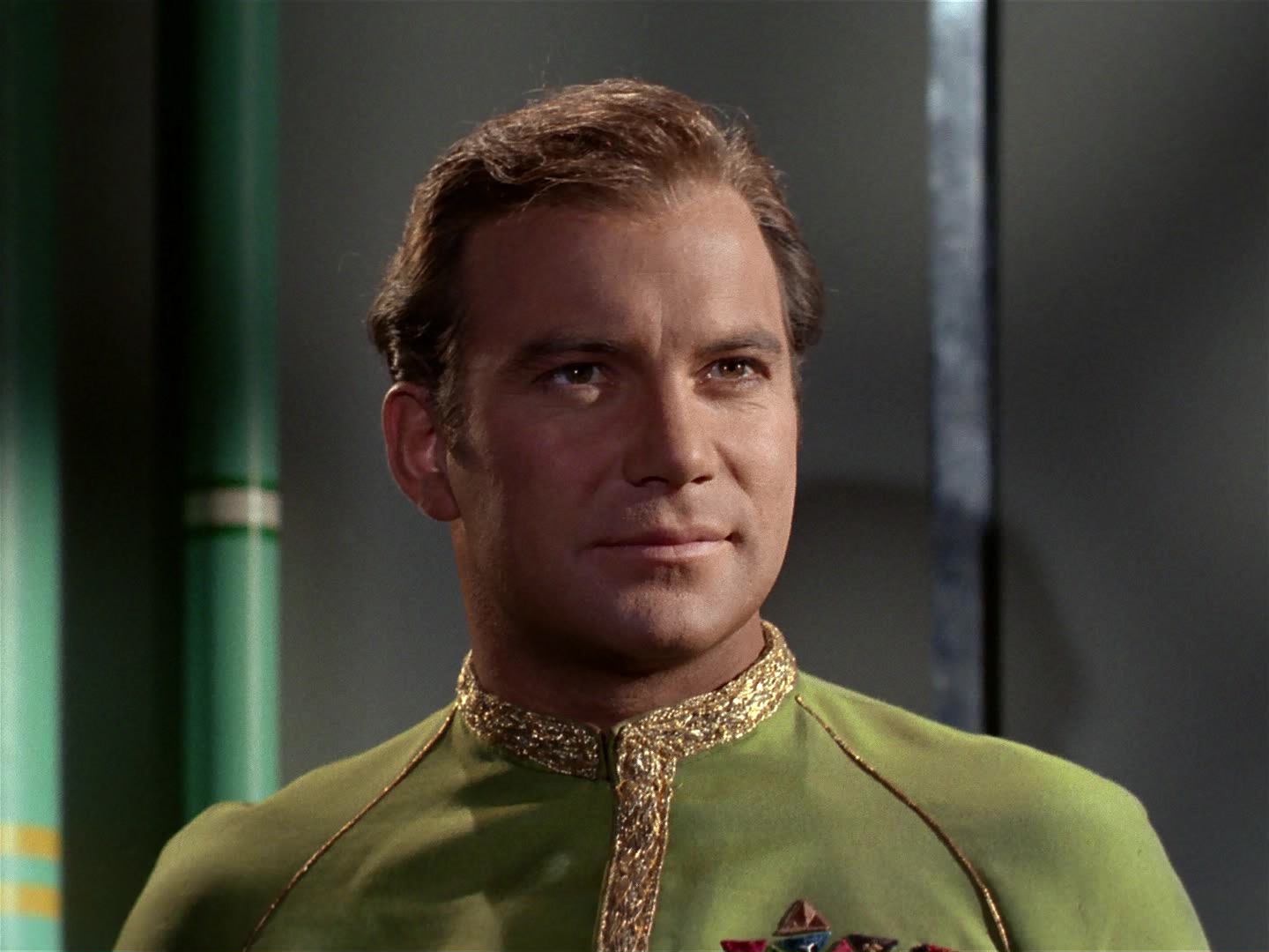 ariane179254_StarTrek_2x10_TheJourneyToBabel_0190.jpg